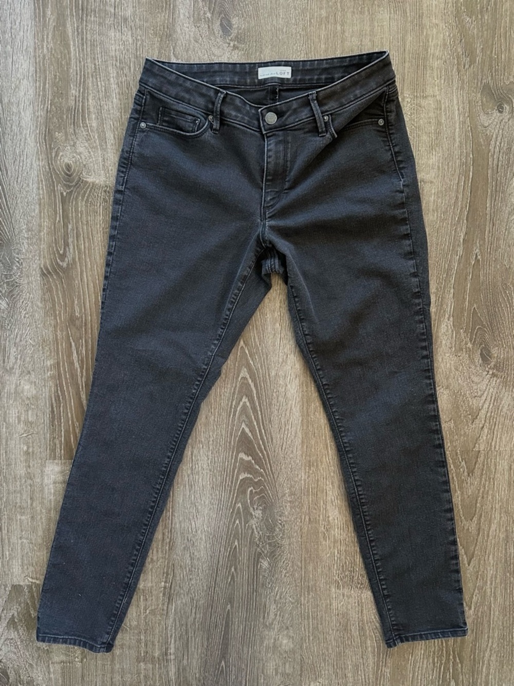 Loft Curvy Skinny Jeans - Picture 6 of 8